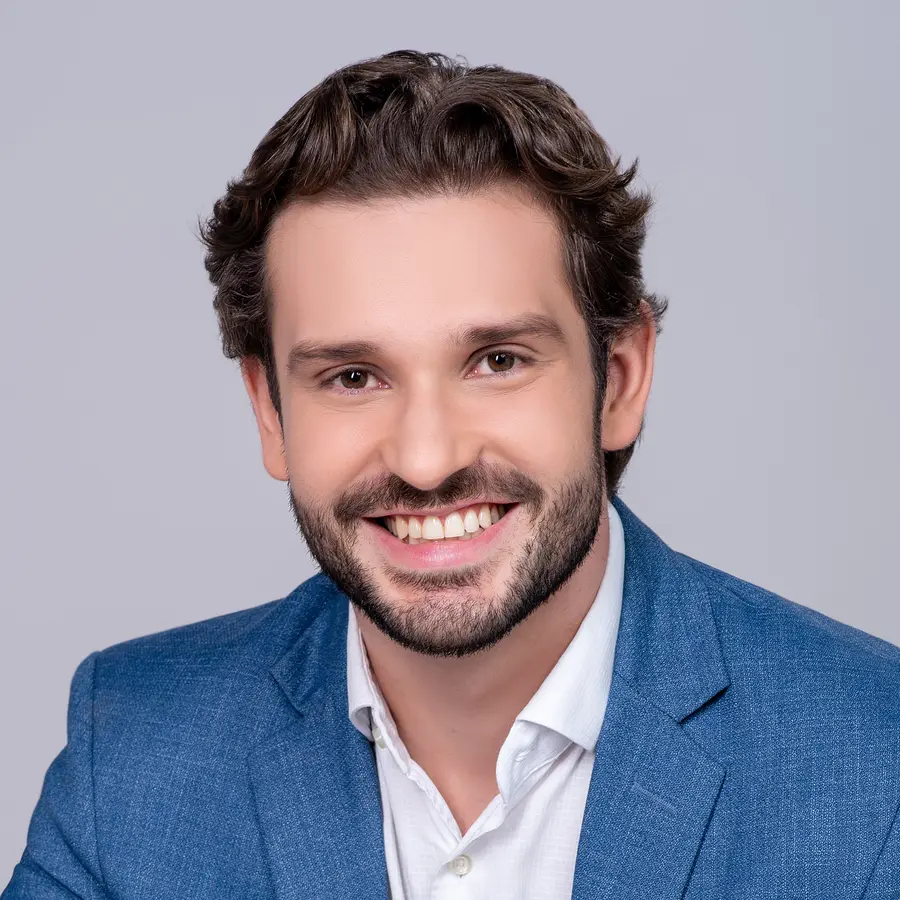 Dr. Guilherme Fracalossi, especialista em oftalmologia pediátrica no Instituto de Olhos de Colatina