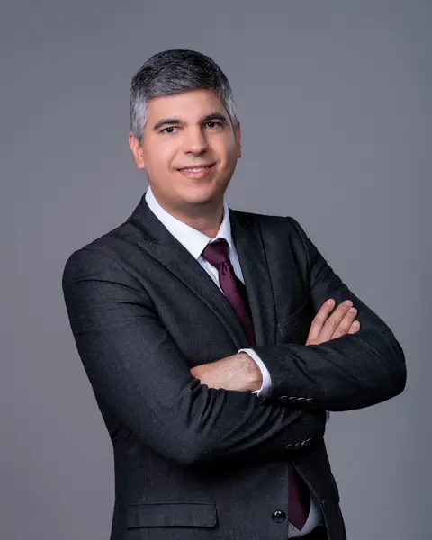 Dr. Milton Moraes Filho, especialista em retina no Instituto de Olhos de Colatina